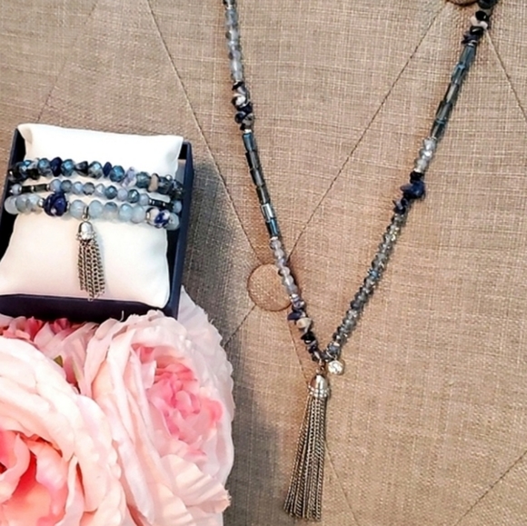 Vera Wang Jewelry - NWOT Vera Wang Blue Stone Set